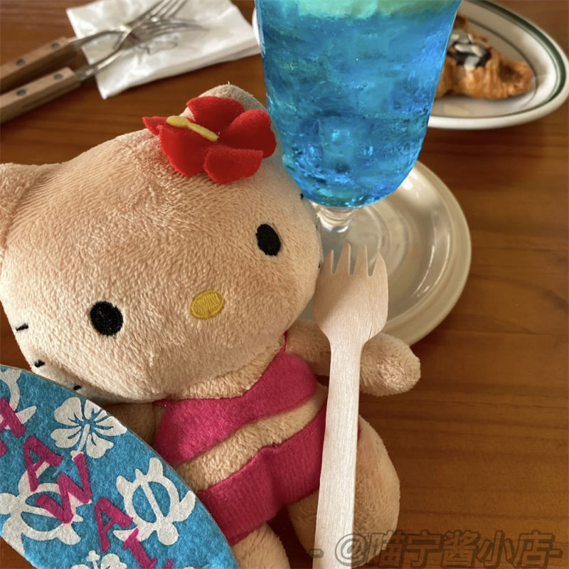 Llavero de cuero negro, joyería, muñeco de dibujos animados, gato de peluche, bolso hawaiano, colgante, mini creativo