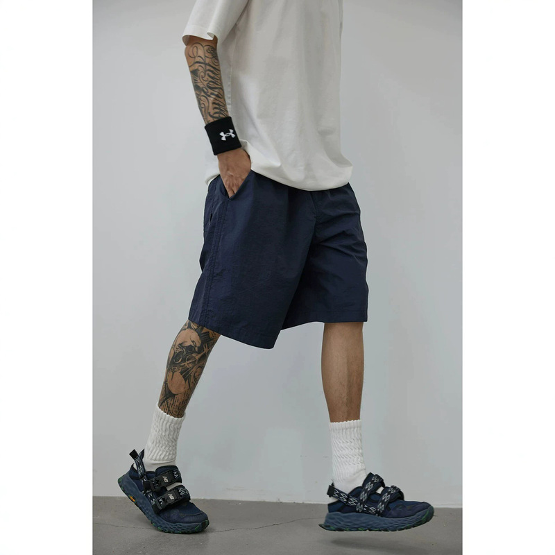 Japanese-style simple casual workwear quick-dry shorts for men and women, lightweight and breathable straight-leg elastic waist sports shorts for summer Japanese-style simple casual workwear quick-dry shorts for men and women, lightweight and breathable straight-leg elastic waist sports shorts for summer