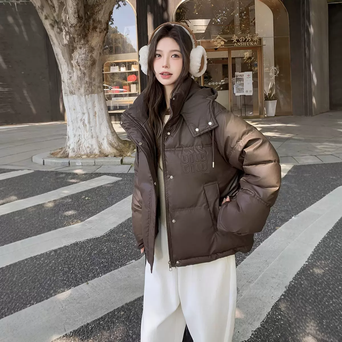 免洗PU皮贴标短款羽绒棉服女2025冬季新面包服小个子加厚保暖外套
