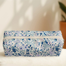 原创新款清新小碎花笔袋简约大容量学生文具袋甜美少女铅笔袋