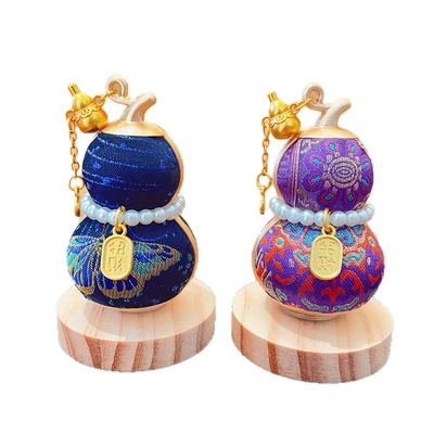 Car ornaments — Silk Song Brocade Gourd Rotating