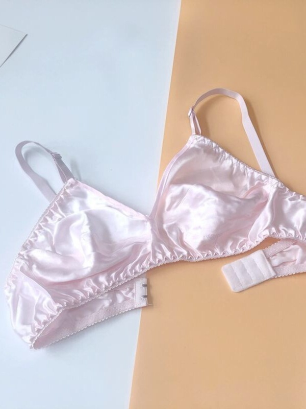 Silk Bra Without Sponge 100% Mulberry Silk Four-Season Thin Style Without Rims Comfortable and Breathable Large Size Seamless Intimates for Women