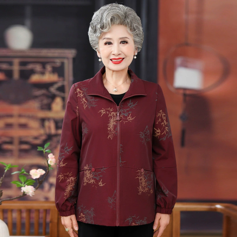 Ветровка среднего и пожилого возраста женская осенняя одежда короткая мама куртка топ 60 лет бабушка 70 весна и осень тонкое пальто