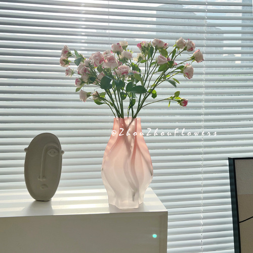 New frosted tornado light luxury vase ins wind glass flower arrangement living room table decoration ornaments wholesale