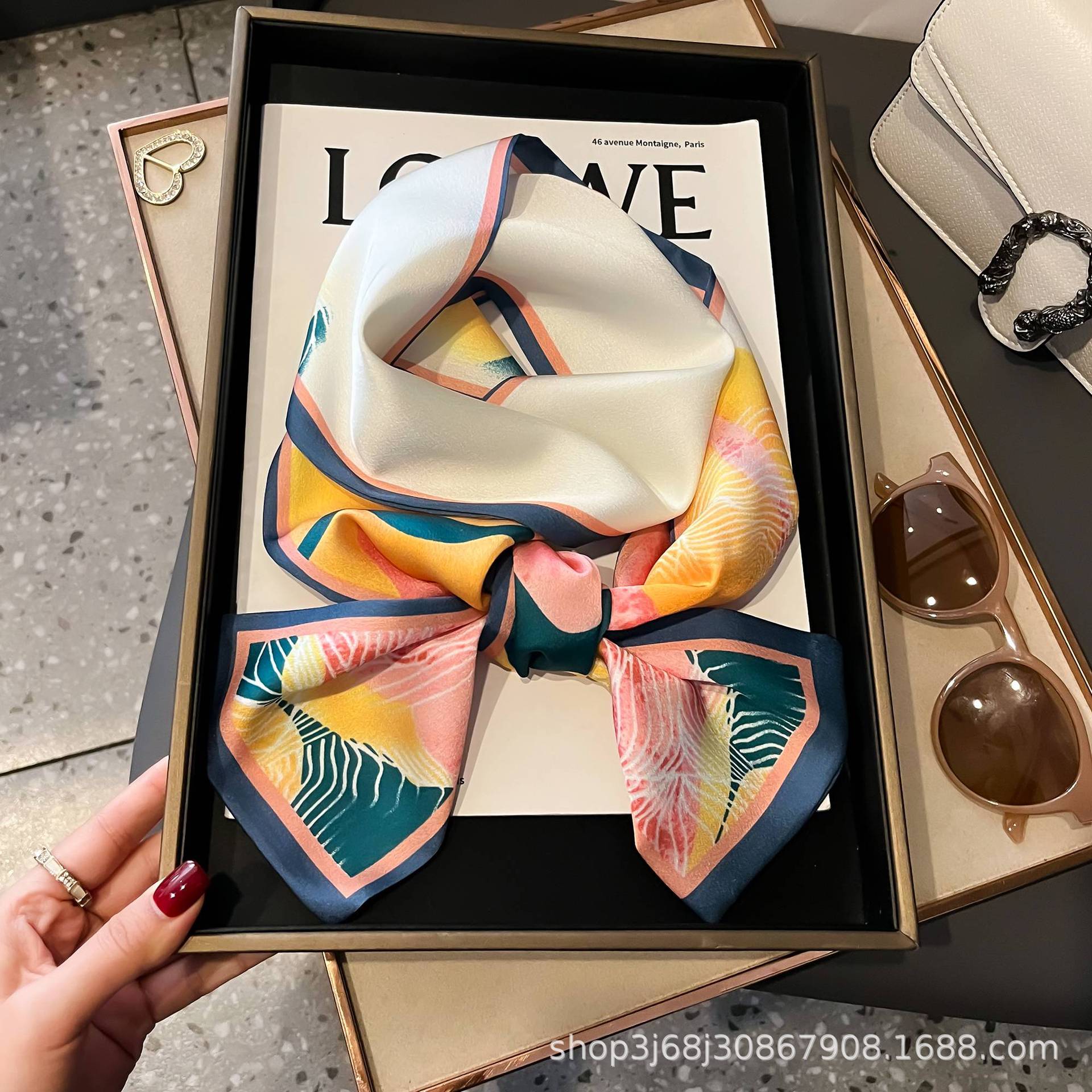 33 ¿ la poesía, el amor y la pintura son amarillos