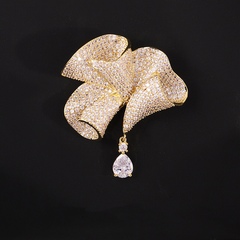 輕奢高級感卷戀花胸針2023新款優雅氣質外套胸花大衣西裝別針配飾