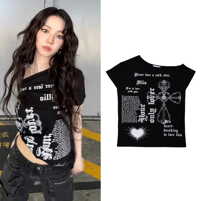 aespa柳智敏同款韩国ILLIO露肩不对称短袖T恤女夏一字肩复古上衣