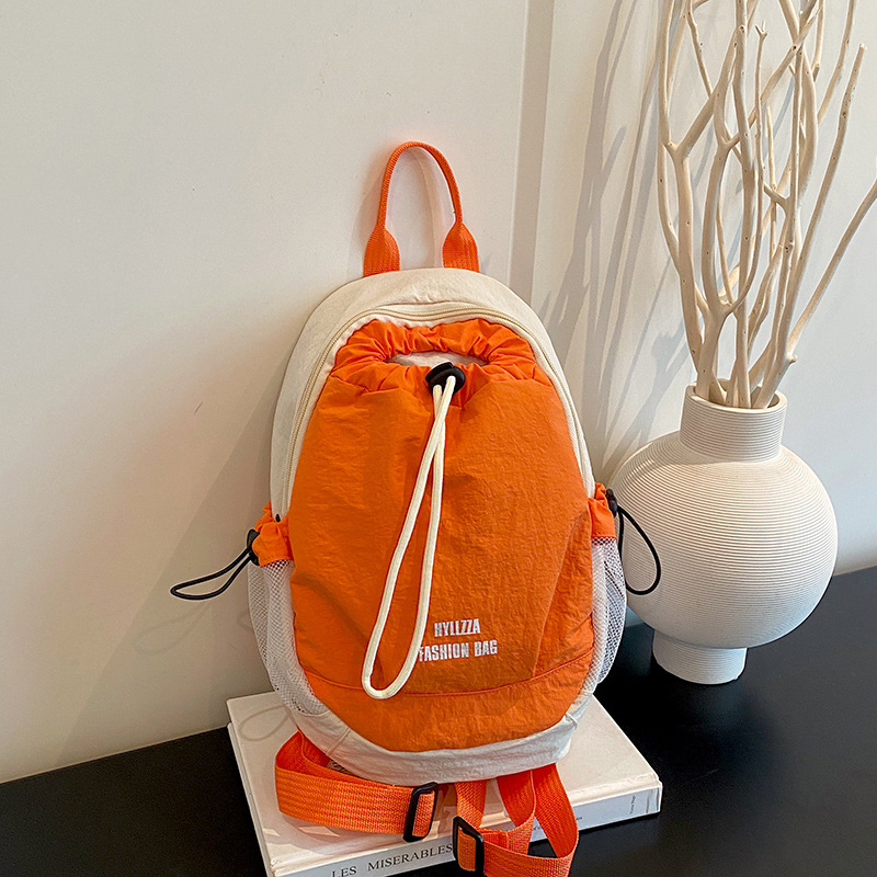 Mochila pequeña al aire libre para mujeres ligera y de alto valor multifuncional, bolso de hombro de doble propósito, bolso de hervidor de agua de senderismo