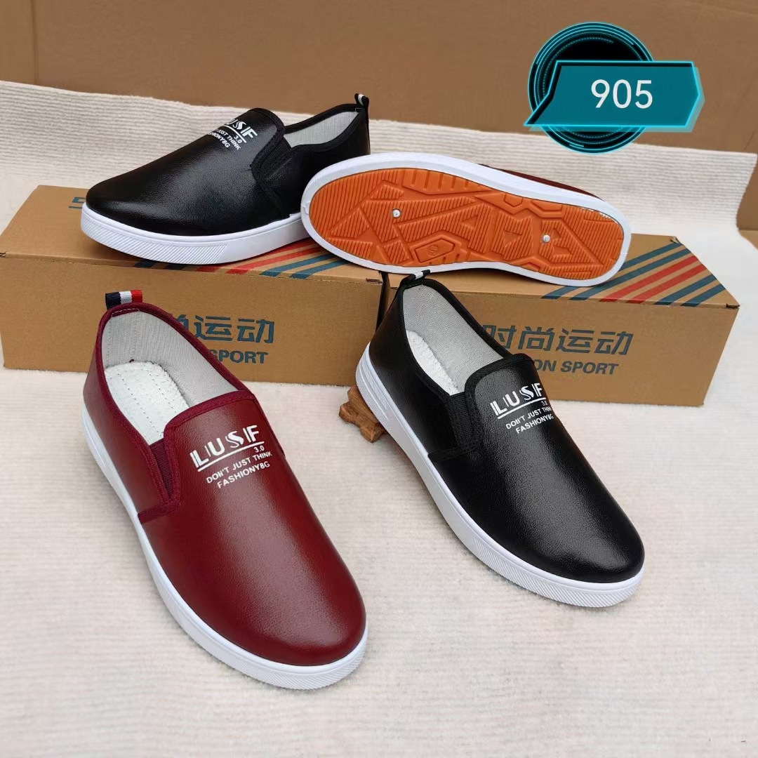 2025春秋新款PU皮面防水女式休闲单鞋学生鞋舒适软底户外运动女鞋