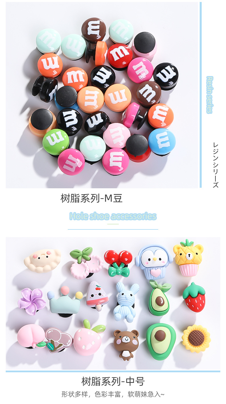 New cartoon shoes, flower shoe buckles, popular crocs, beach shoes, accessory buckles, diy crystal I-shaped buckles mixed style detail image 3