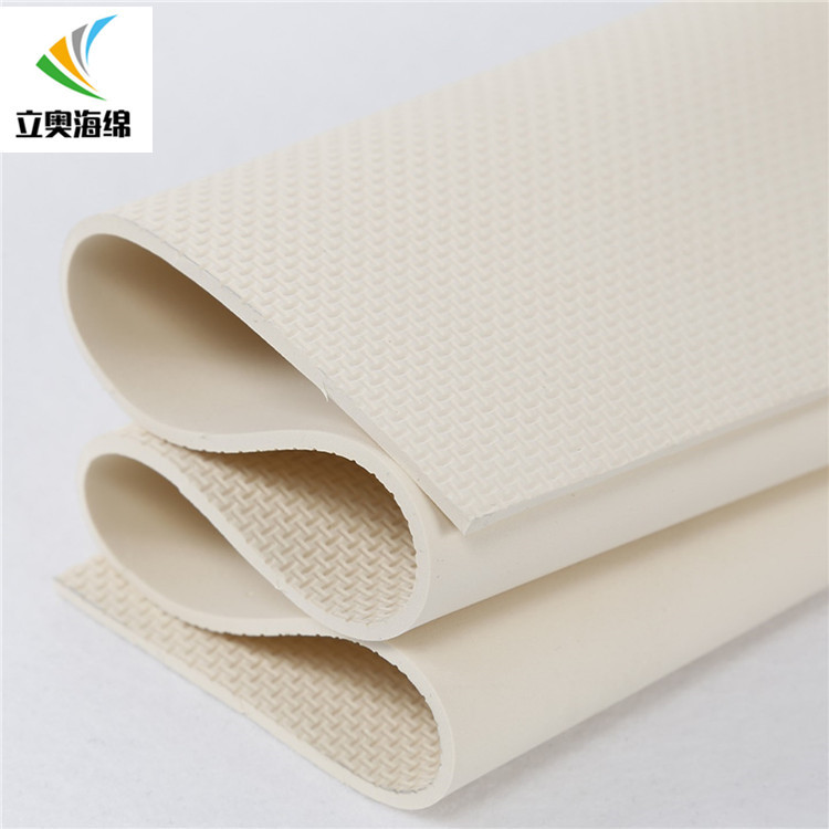 江苏常州 压纹潜水料 SBR双面贴T布透气潜水服面料 箱包压花面料