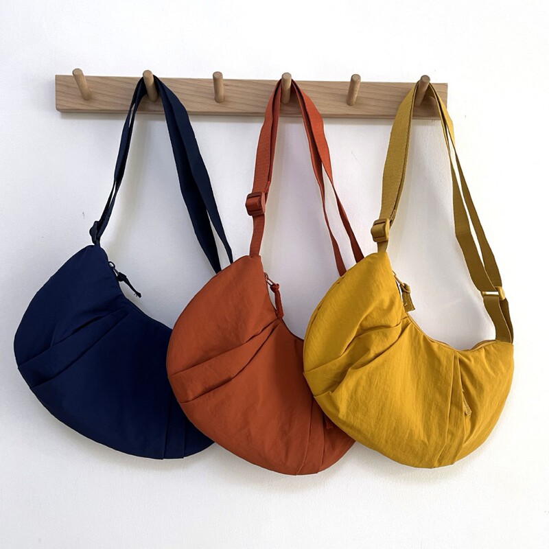 2025 New Dumpling Bag Women's Bag Lulu Japanese Style Pure Color Simple Shoulder Bag Lightweight Cloth Bag Large Capacity Crossbody Bag