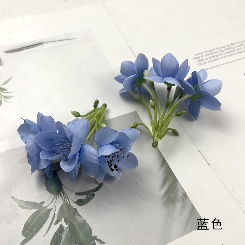 Simulación de flores 3 cabeza mini cadena de loto DIY tela de seda flores falsas tocado de flores material de broca de flores para hacer decoración de salón de bodas