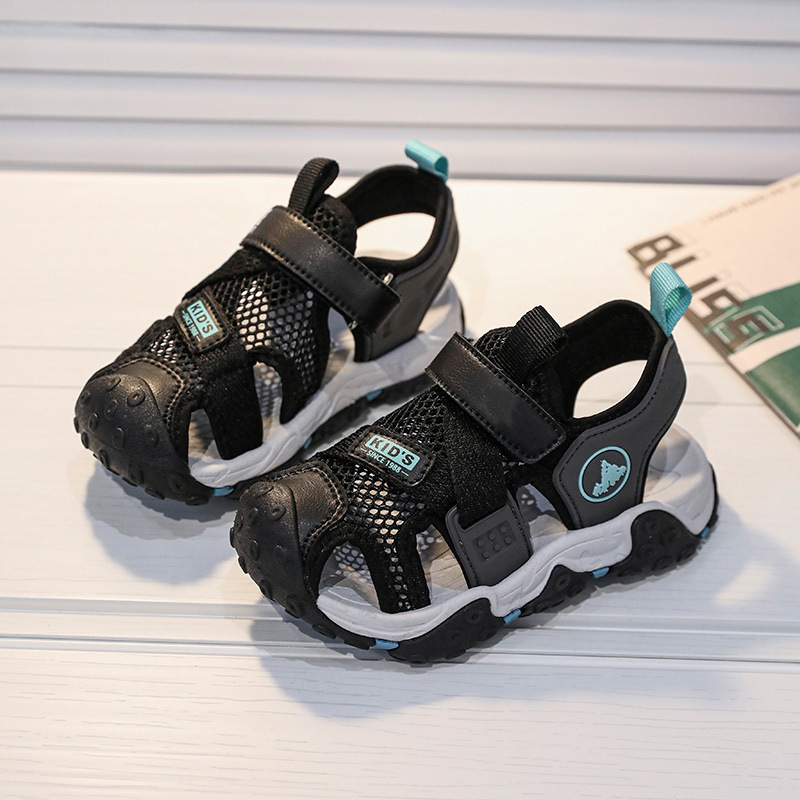 Boys' Shoes Summer 2025 New Children's Sandals Baotou Non-slip Anti-collision Casual Soft Sole Middle and Big Children's Beach Shoes