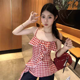 法式辣妹红色格子吊带小背心女夏季荷叶边不规则海边度假上衣外穿