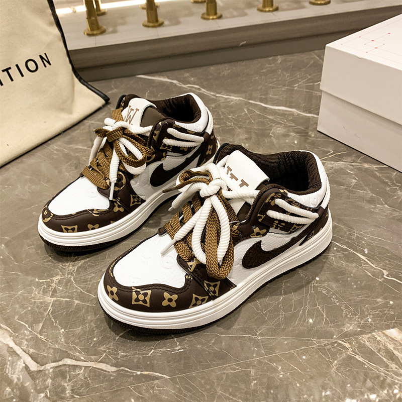 Men's Shoes Aj Mid-Top Sneakers Casual Shoes Sports Shoes Versatile Couple Shoes for Men and Women Student Trendy Shoes Waterproof