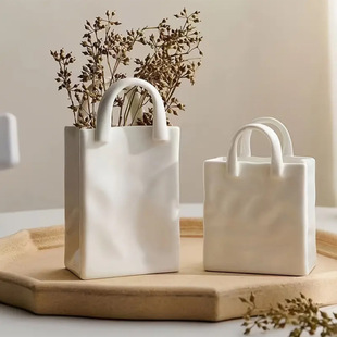 Retro Handbag Flower Basket Resin Hydroponic Vase Desktop Decoration Creative Flower Arrangement Simple Modern Bone China Vase