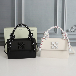 25�¿�W�tС����������^��С�����ٴ�μ�б�����ɫ�r��A57