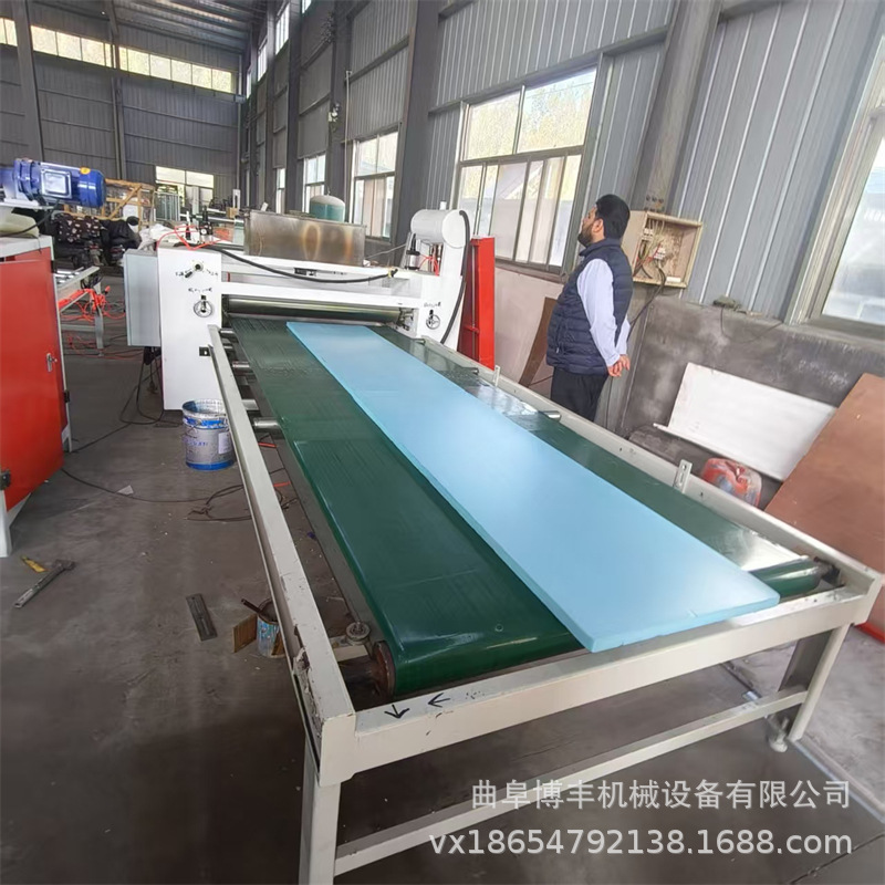 自带背胶铝箔平贴机 XPS挤塑板XPE泡棉复合机 橡塑海绵热胶贴合机