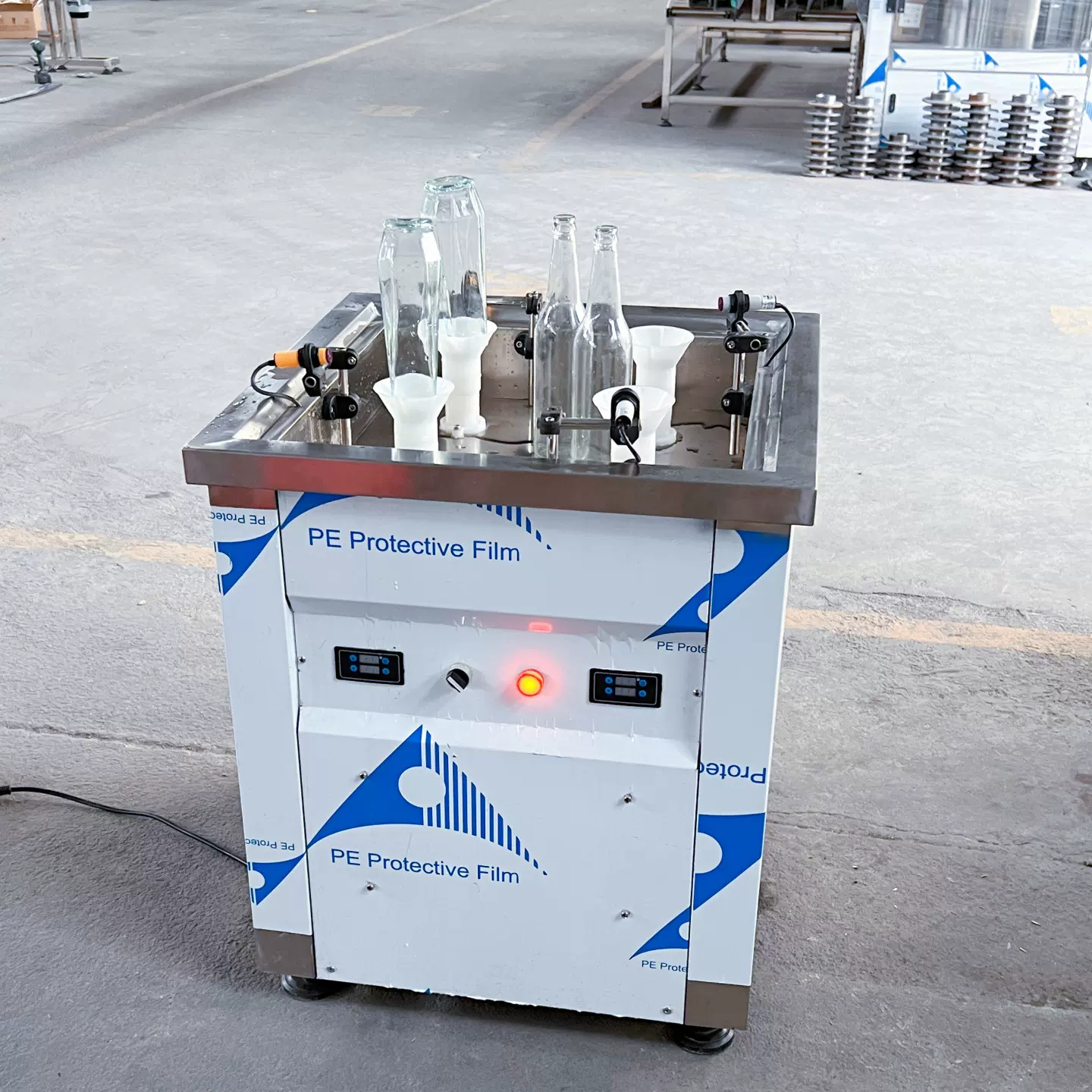 定制小型半自动洗瓶机设备香水玻璃瓶冲瓶机实验室/工厂用