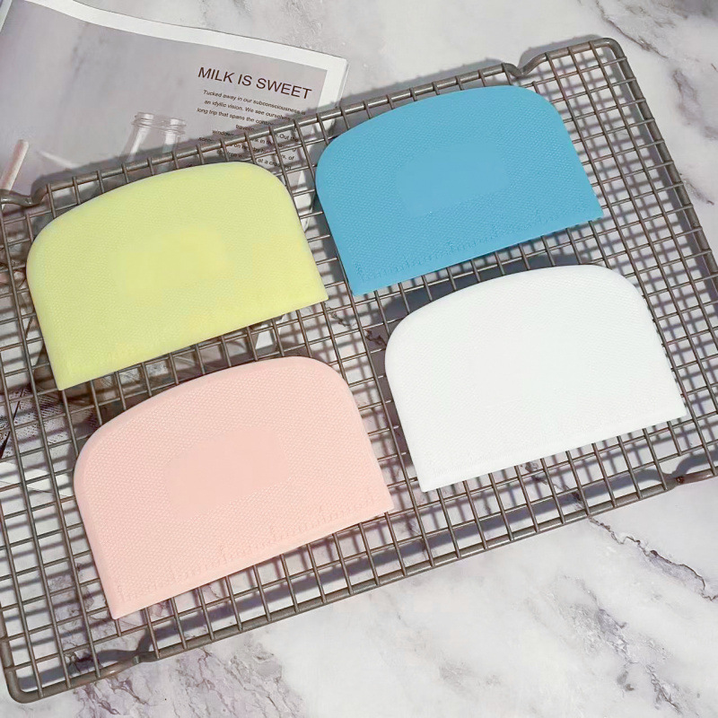 大号刻度面粉切PE塑料肠粉刮板切面刀肠粉刮板面团切刮板硬质切刀