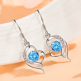 耳钉;戒指;耳环