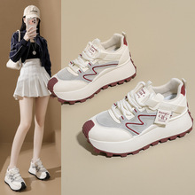ins�n���¿��ϵ�ЬŮ2026�����W���\���ܲ����e�������ЬŮHL898