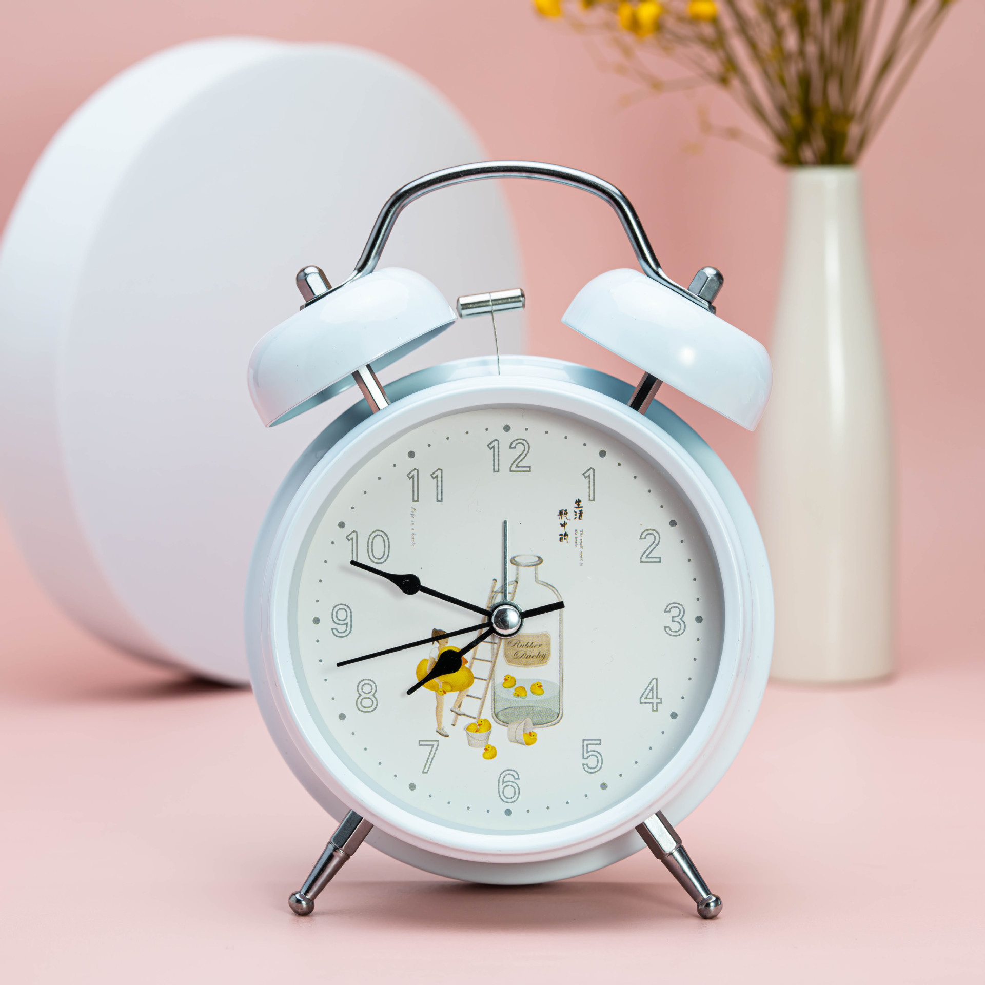 Directo de fábrica de metal de moda creativa de 4 pulgadas campana despertador estudiante reloj despertador con luz de noche dormitorio mudo reloj