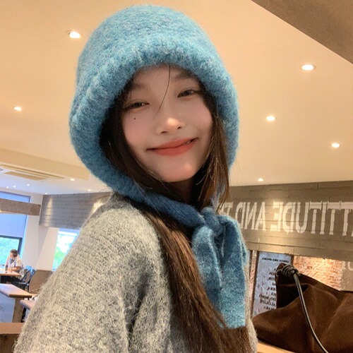 Autumn and winter warm Maillard knitted hat wool blend bag hood versatile woolen hat crossbody bag cold hat