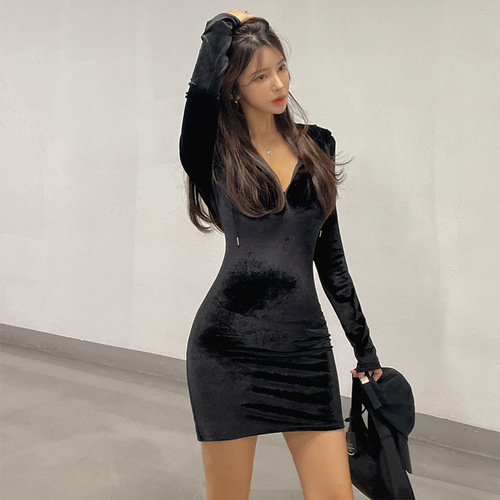 Temperament and fashionable Korean Chic base dress, velvet slim bag, hip skirt, hooded short skirt, Korean dress
