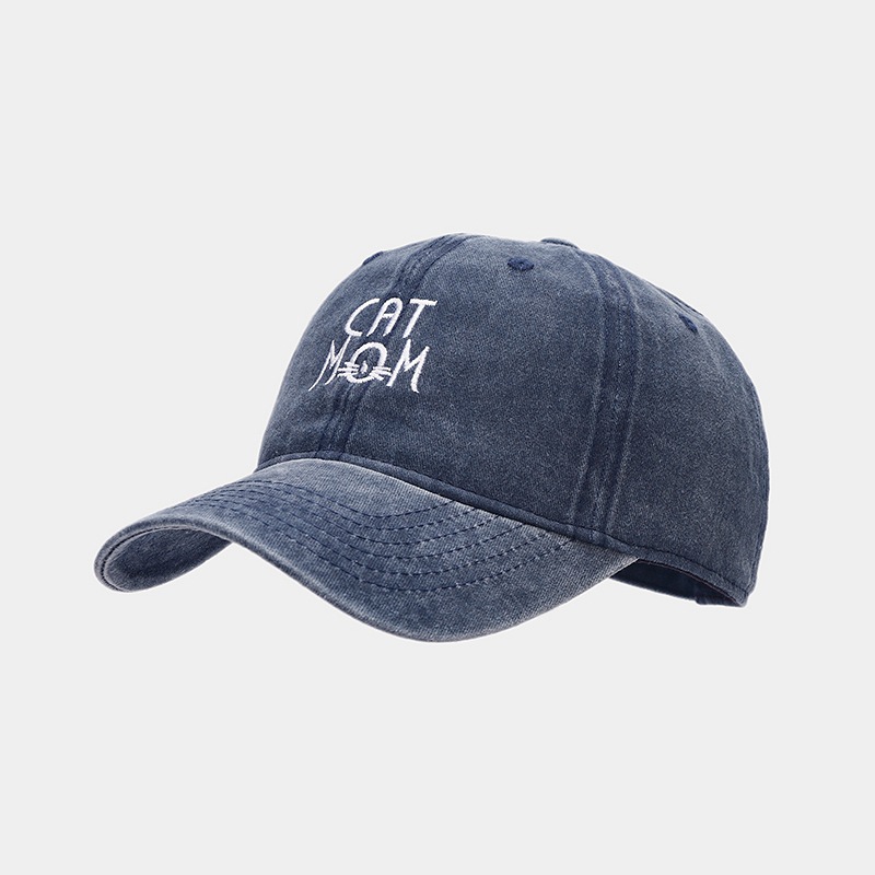 Estilo coreano moda apenada tapa superior suave enarbolada para las mujeres CAT bordado todo partido gorra de béisbol al aire libre sombrero