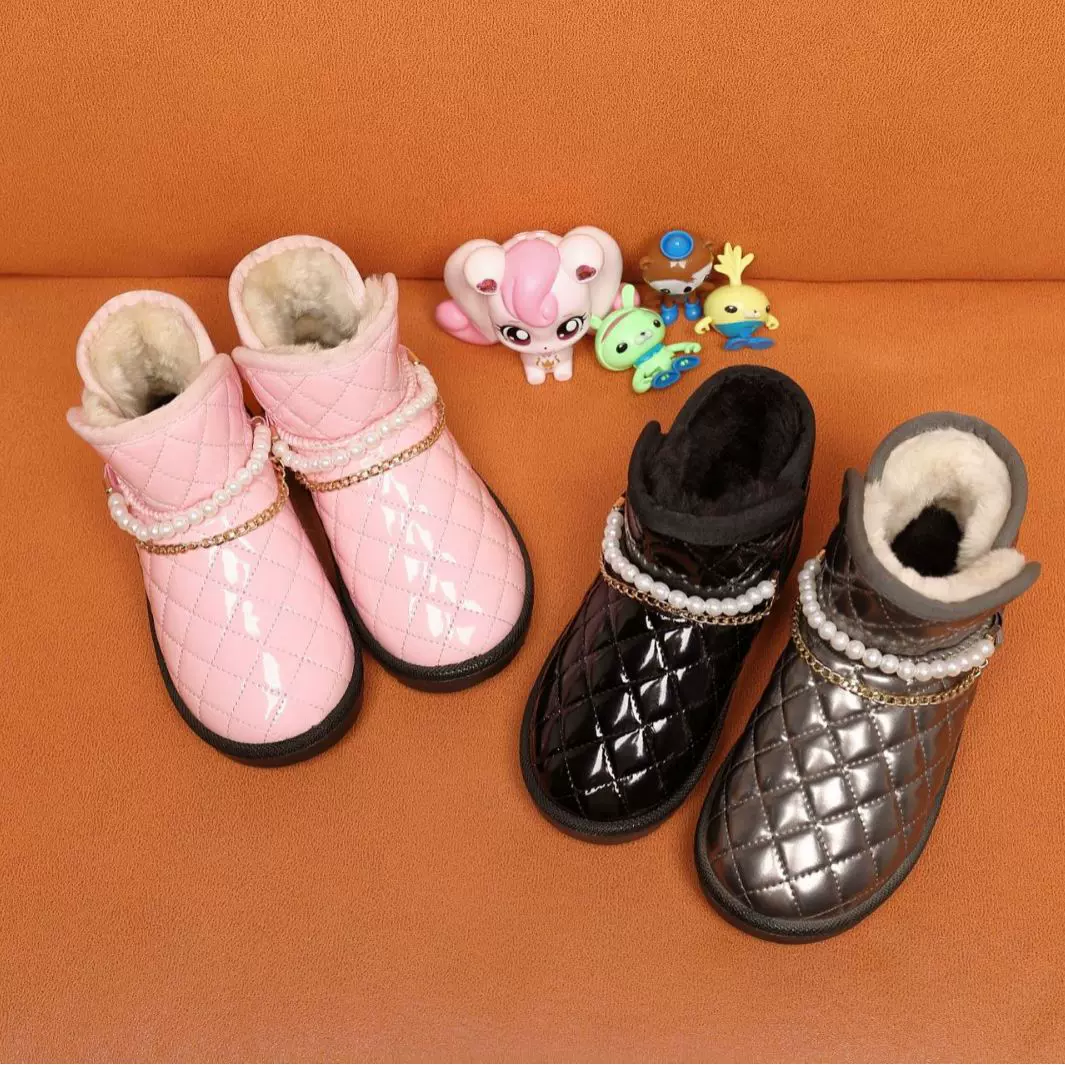冬季儿童雪地靴女童棉鞋轻巧舒适防滑耐磨宝宝马丁靴批发时尚百搭
