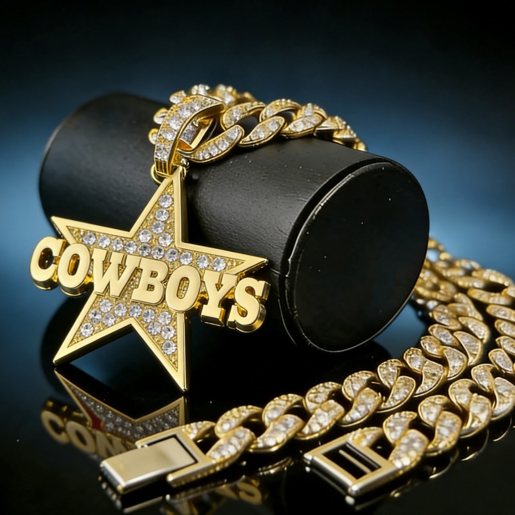 Lujo ligero de diamante completo colgante COWBOYS cadena cubana personalidad de moda cool pareja colgante hip hop personalizado
