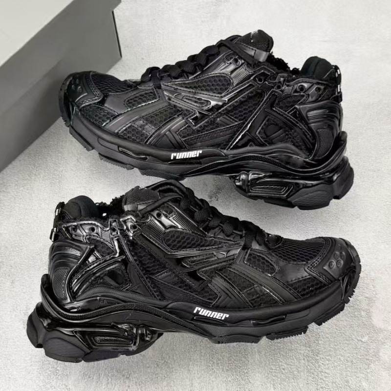 High-Quality Paris Runner Black Warrior Dad Shoes Retro Street Style Sneakers Couple Height-Increasing Casual Shoes