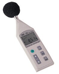 台湾泰仕TES-1353积分式声级计 TES-1353噪音计 质保1年！