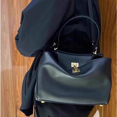 国境を越えた売れ筋の本革レディースバッグ、クロスボディショルダーバッグ、脇の下のハンドヘルドの新しいハイエンドの大容量レディーストートバッグ