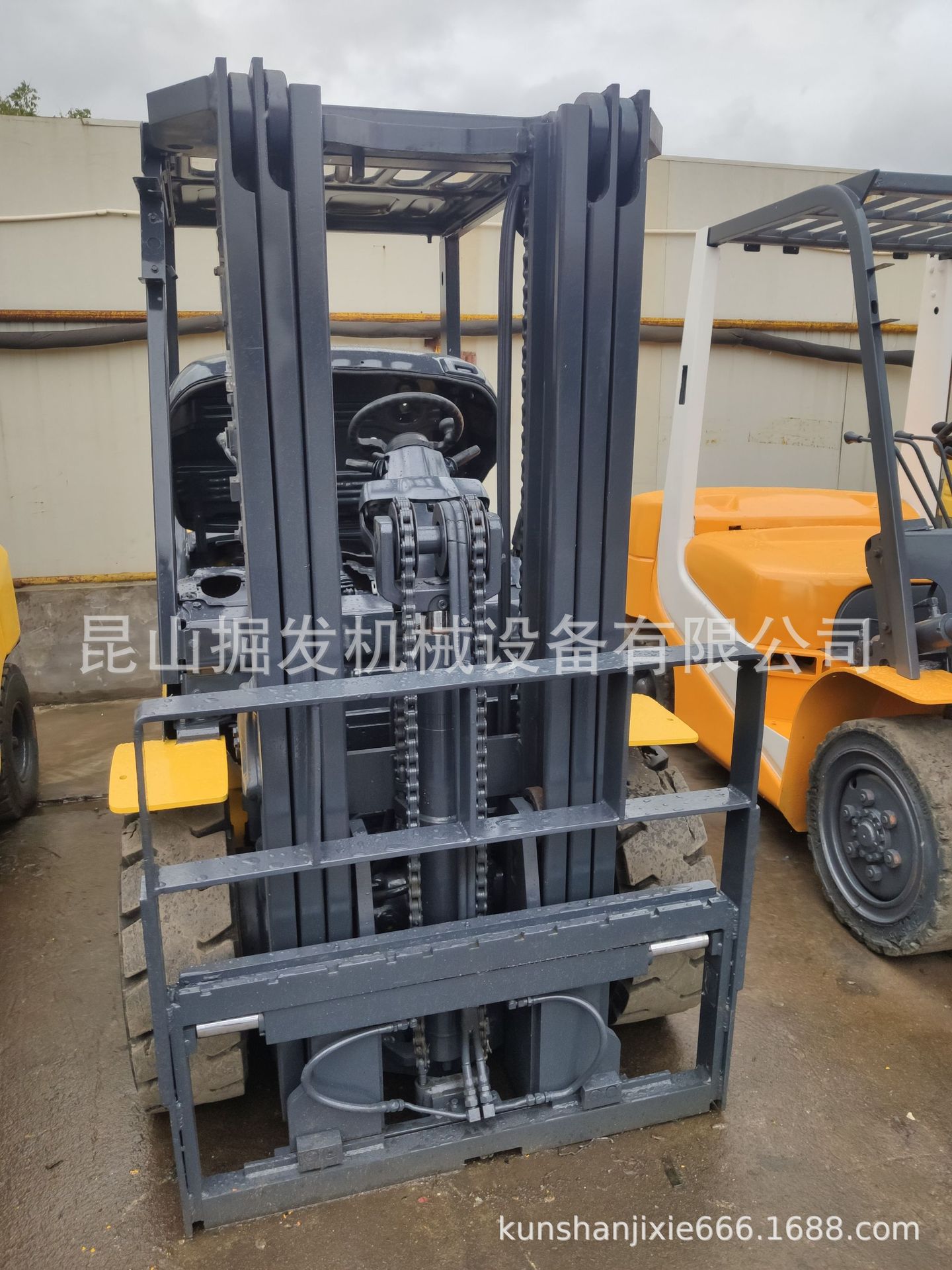 出售小松4吨叉车 Komatsu 40 叉车二手转让