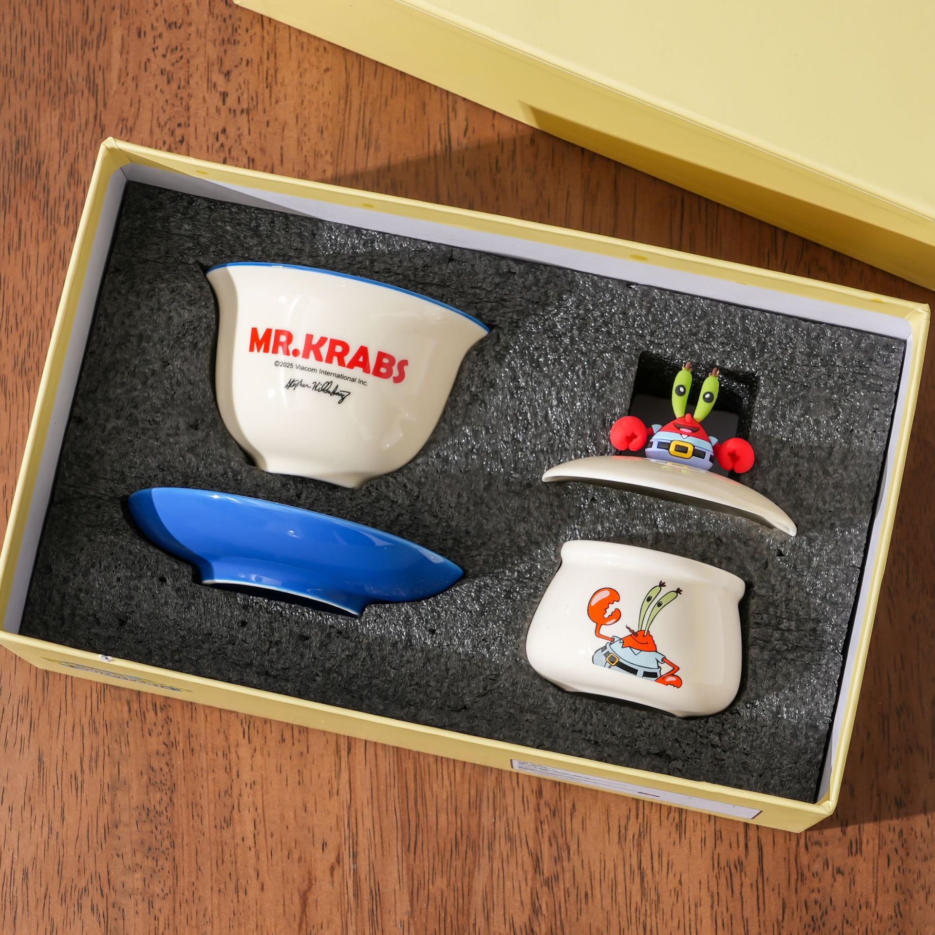 Juego de té de marca compartida de Bob Esponja, nueva taza de té de cerámica, caja de regalo, lindo recuerdo de dibujos animados, regalo de cumpleaños