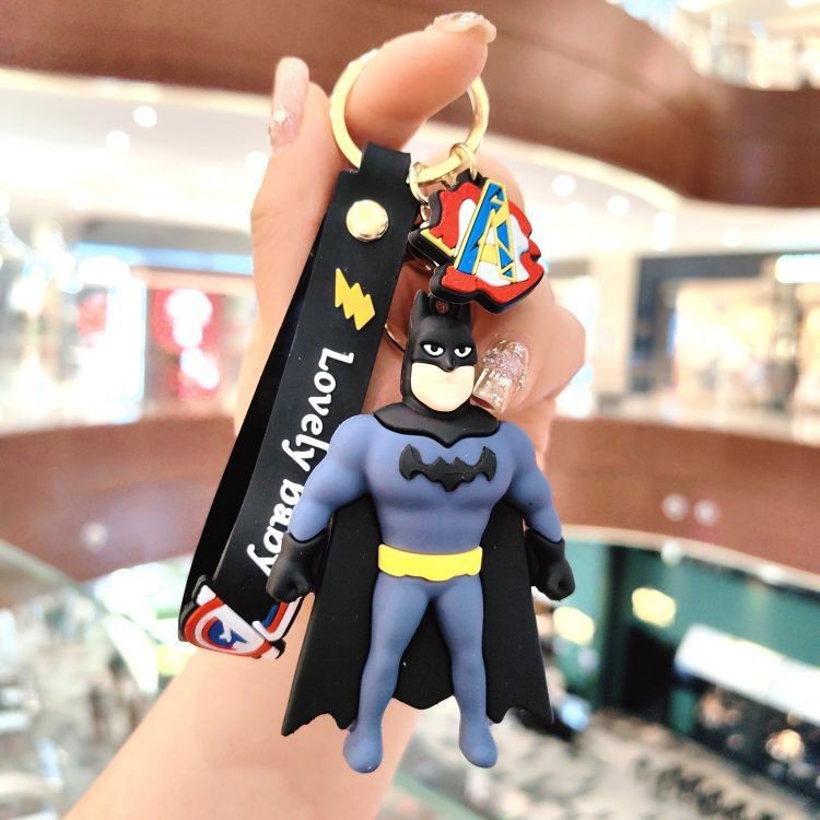 Dibujos animados pvc serie de anime llavero juego de marea muñeca llavero de coche bolsa colgante máquina de garra regalo al por mayor