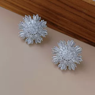 精致高级感银色满锆雪花耳环气质轻奢小众设计感时尚百搭耳钉耳饰
