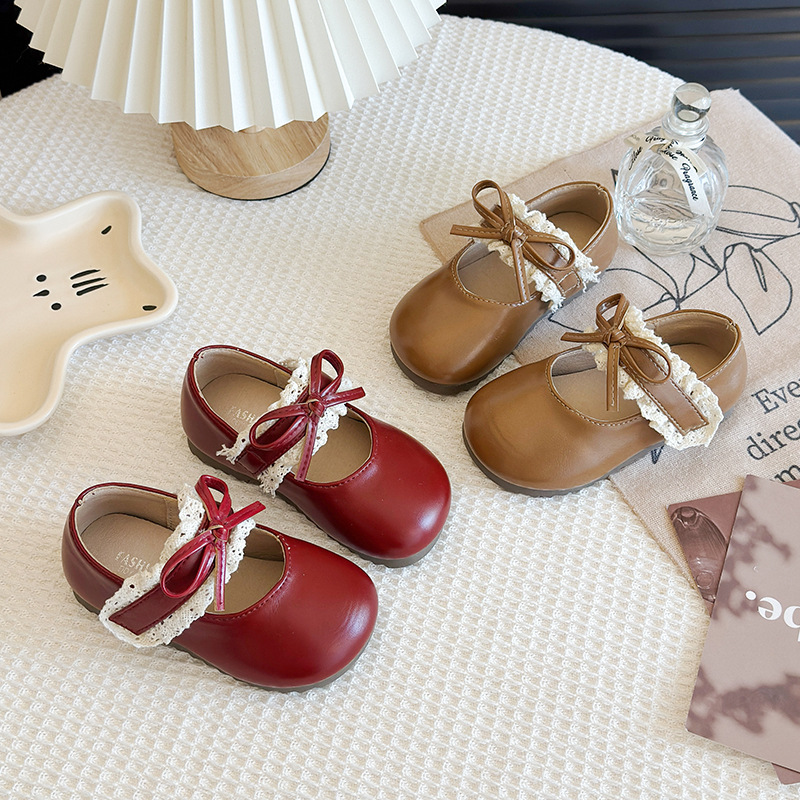 Zapatos de cuero para niñas 2026 primavera y otoño nuevos zapatos de un solo niño, zapatos de princesa de arco suave, zapatos de rendimiento Lefour image 1
