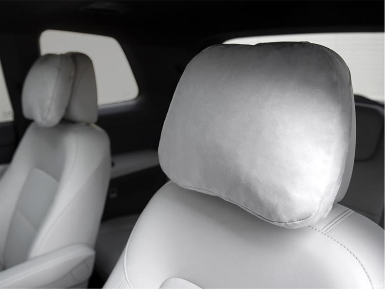 Suitable for Original Ideal One Car Headrest and Waist Pillow Mercedes-Benz Audi Volkswagen Byd Neck Pillow Pillow Car Use