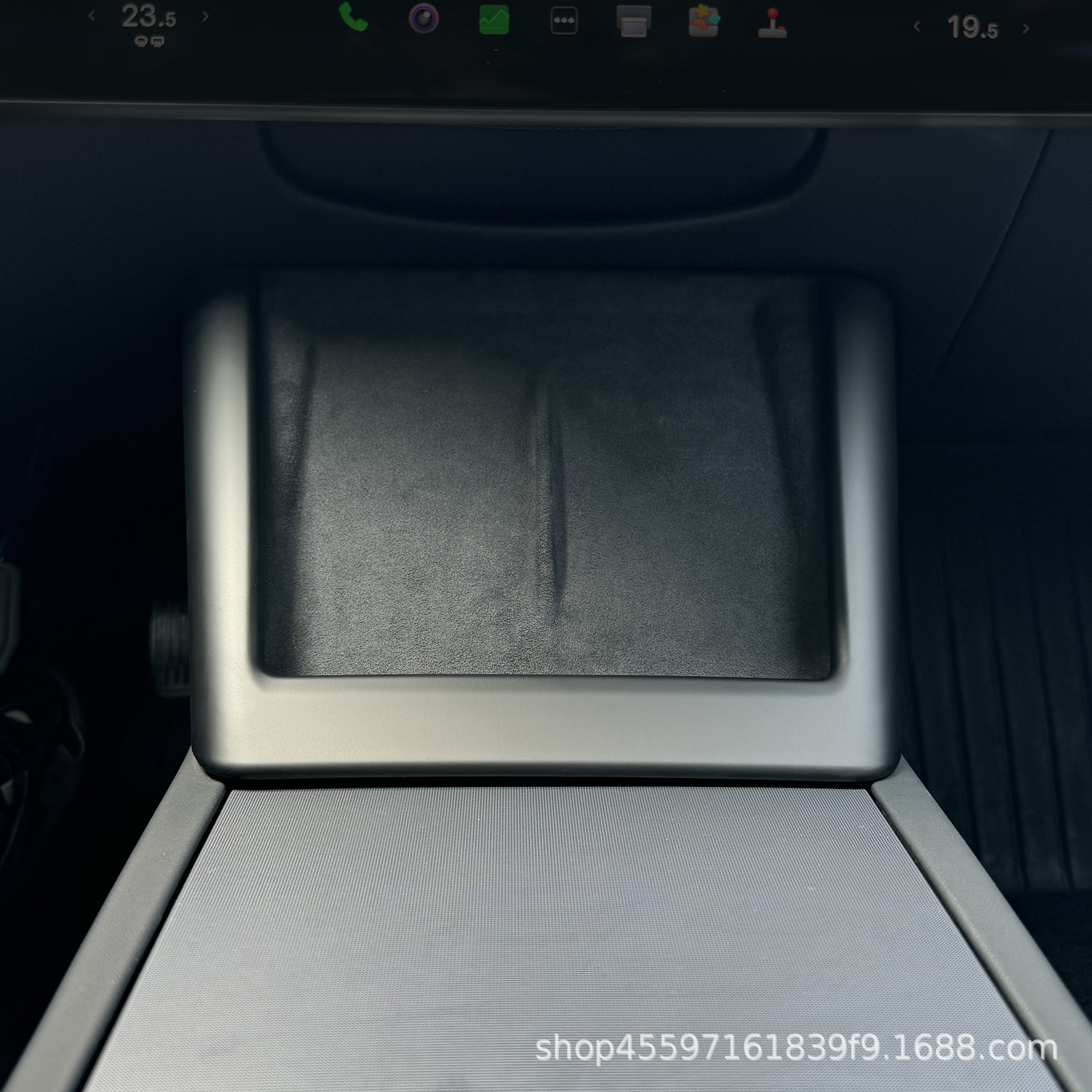 Suitable for the New Version of Model Y/3 Central Control Side Decorative Strips Interior Modification Parts Central Control Side Decorative Strips