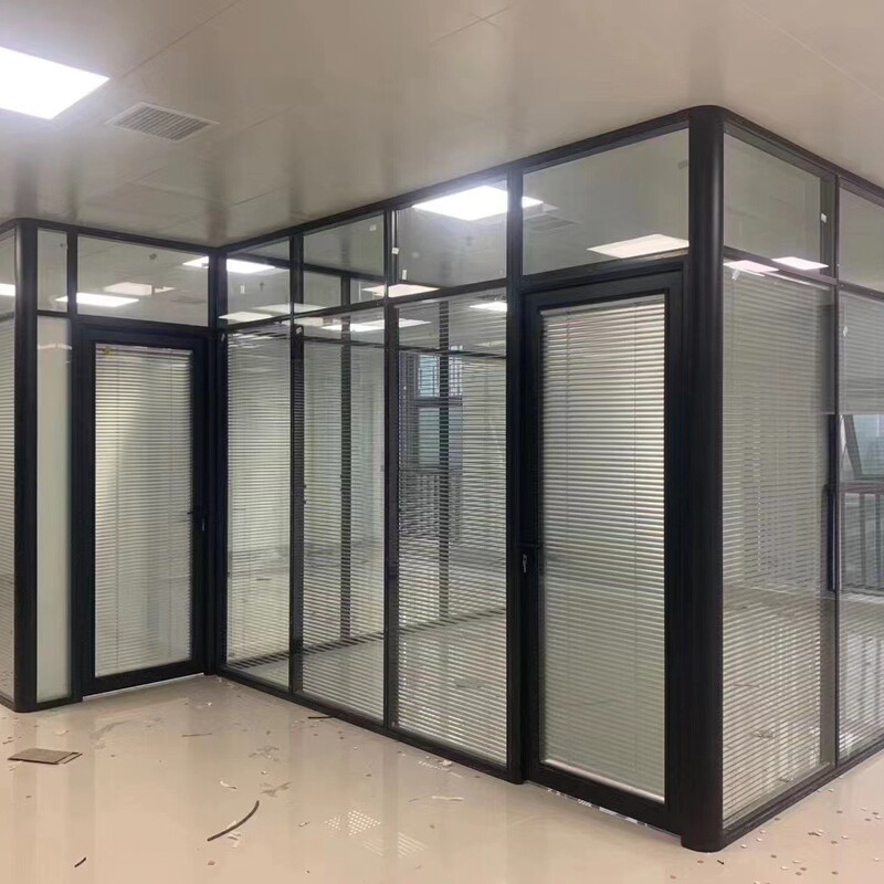 Double-Glazed Louvered Office Partition with Aluminum Alloy and Tempered Glass, High-Quality Partition with Steel Inside and Aluminum Outside, Double-Glazed Louvered Partition Project