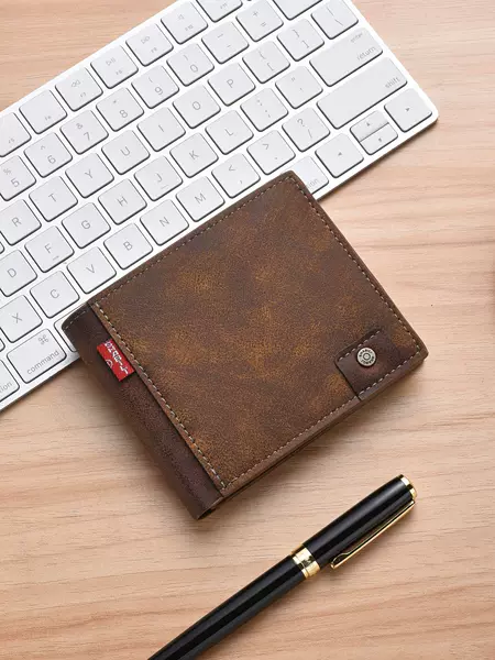 New Men's Short Wallet with Multiple Card Slots, Casual Retro Wallet, Large Capacity Coin Purse, Wallet Factory Wholesale