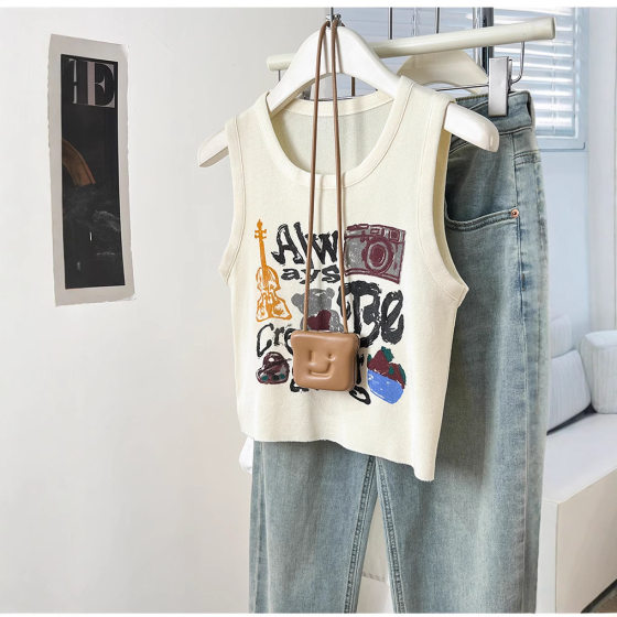 Niche Unique and Chic Letter Printing Creative Graffiti I-shaped Vest Women's Summer 2025 New Outer Sleeveless Top