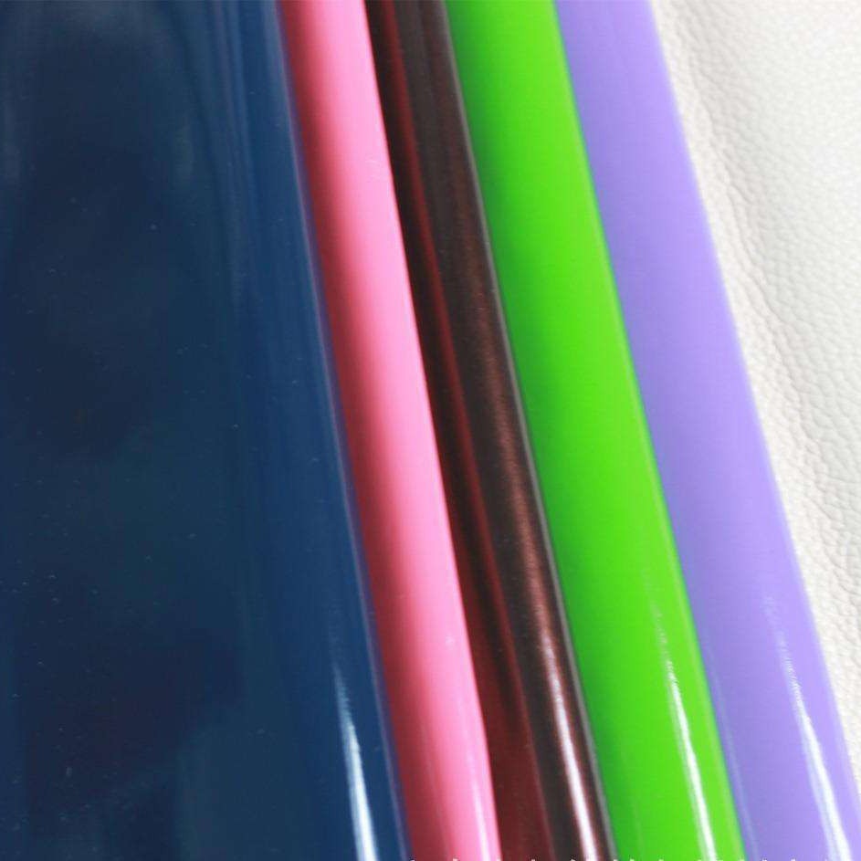 0.6厚镜面pvc人造革 手袋软包装饰装潢材料箱包革鞋材亮皮革面料