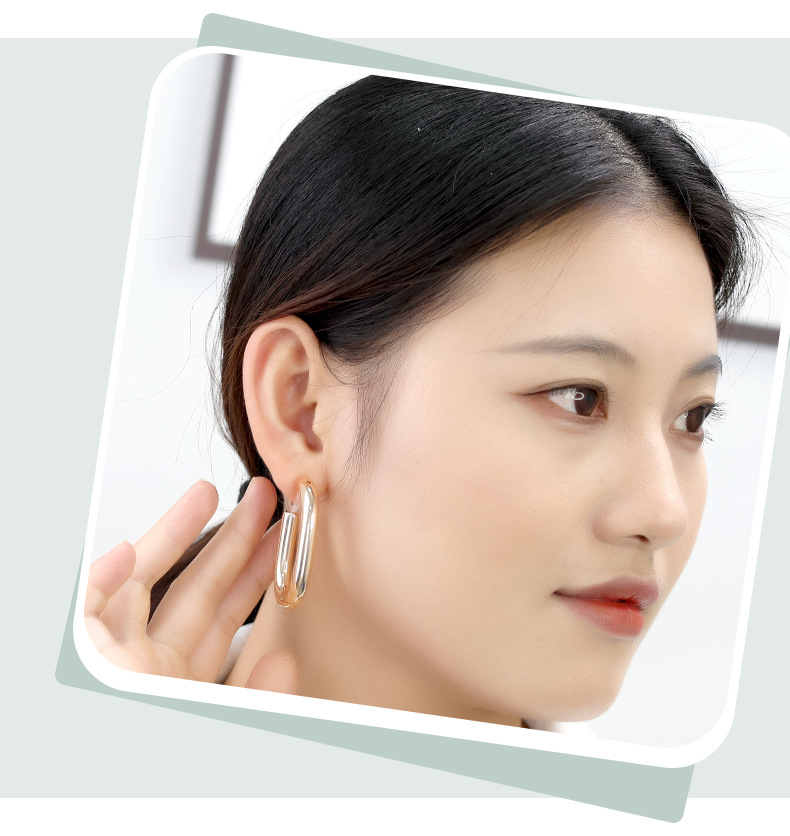 European and American fashion style irregular earrings recommended by Internet celebrities: Geometric metal retro earrings, simple C-shaped large ear rings 12 undefined