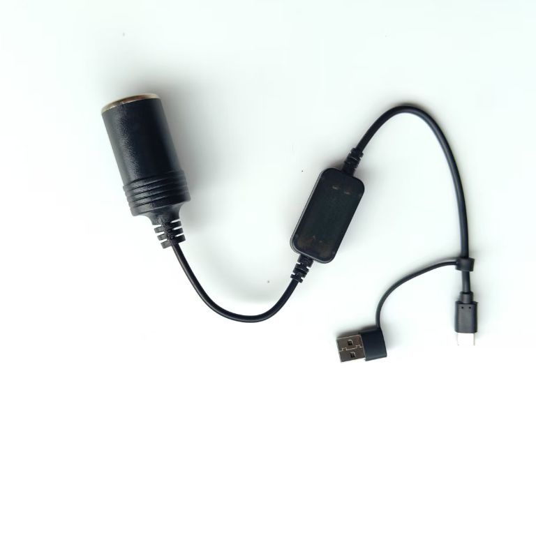 Usbatype-C Port to Car Cigarette Lighter Female Port 5V Boost 12V1A1.5A Car Fan Recorder 18W
