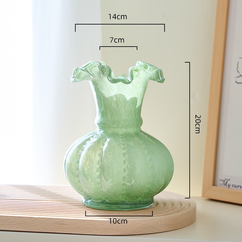 호박 모양의 에메랄드 그린 (트럼펫)